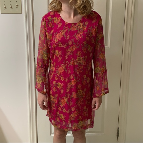 Unbranded Dresses & Skirts - 🌷3 for$25🌷Unbranded, US S, Fuchsia & Orange Floral Chiffon Side Slit Tunic Dress